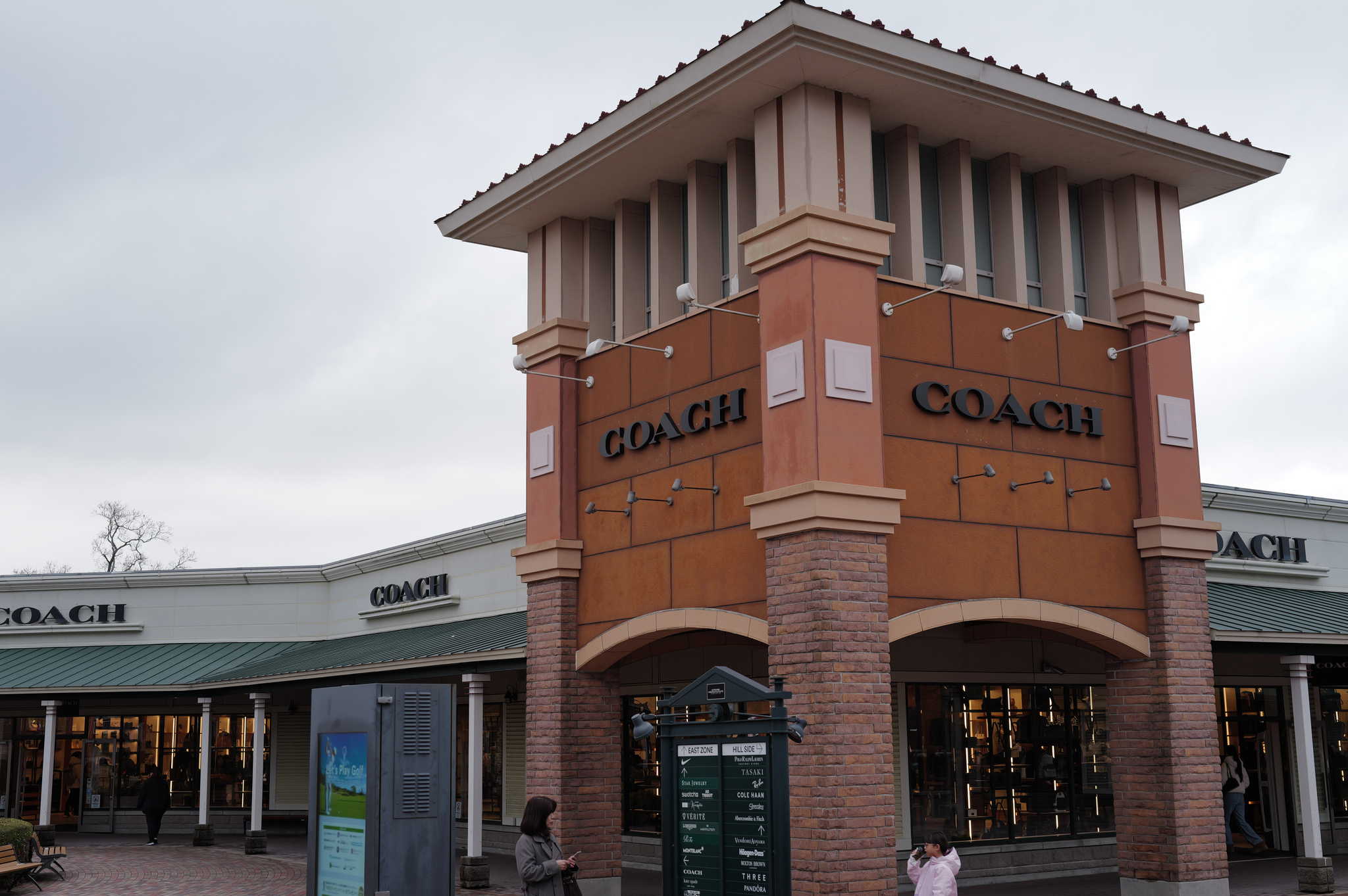 御殿場 Premium Outlets 的 Coach 店面外觀