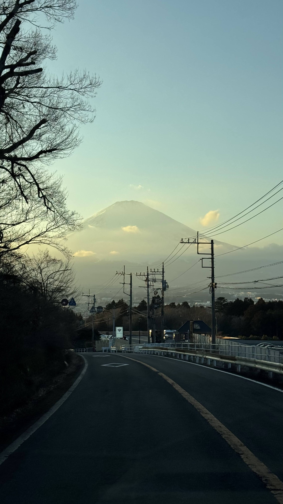 車窗富士山方向