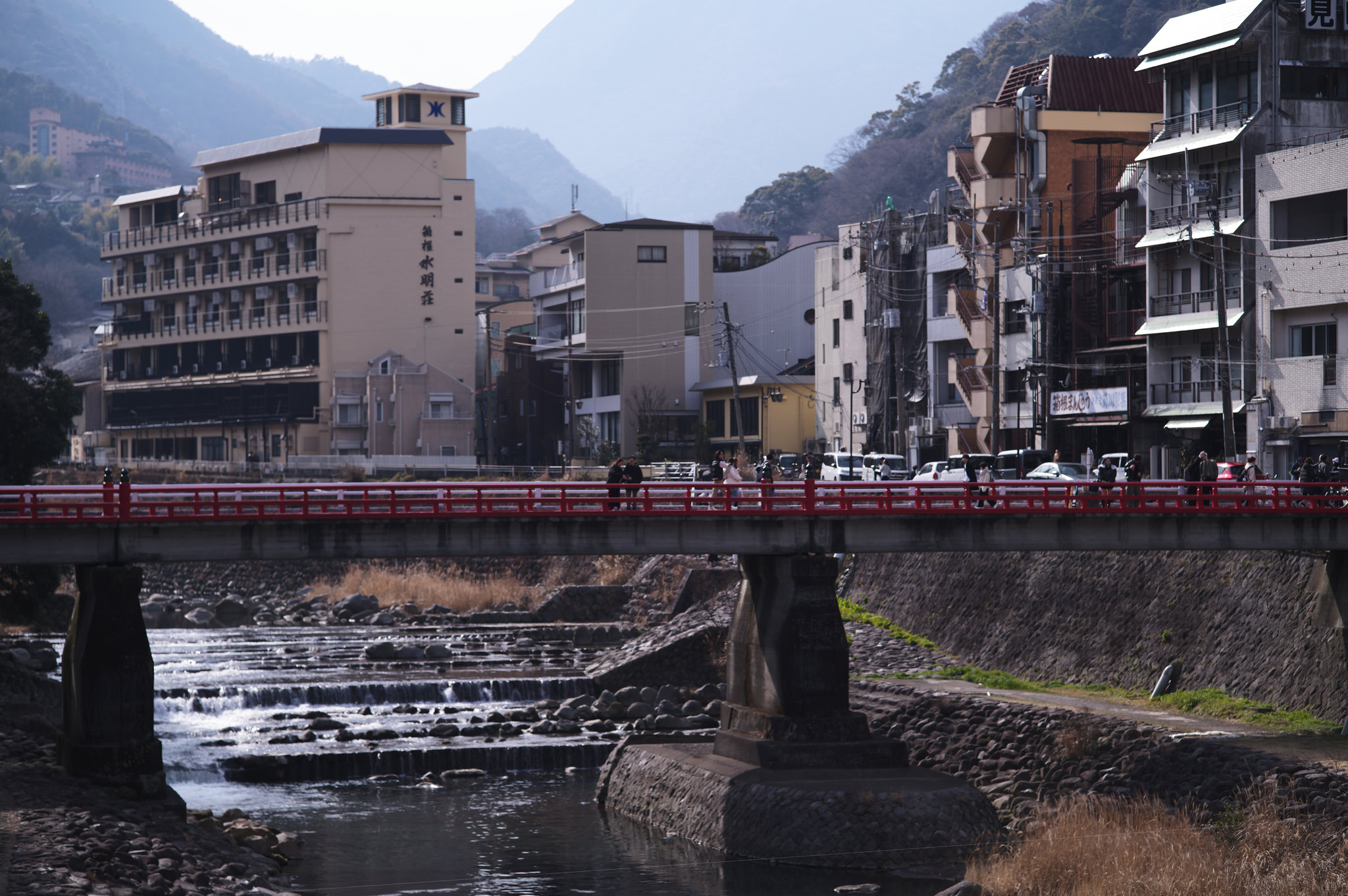 湯本河岸與街景