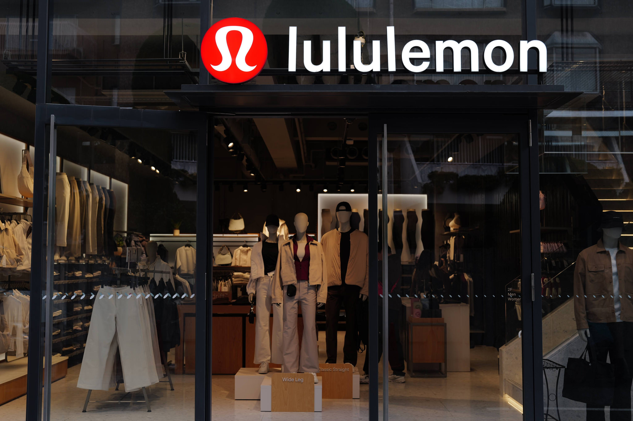 青山 lululemon 店面